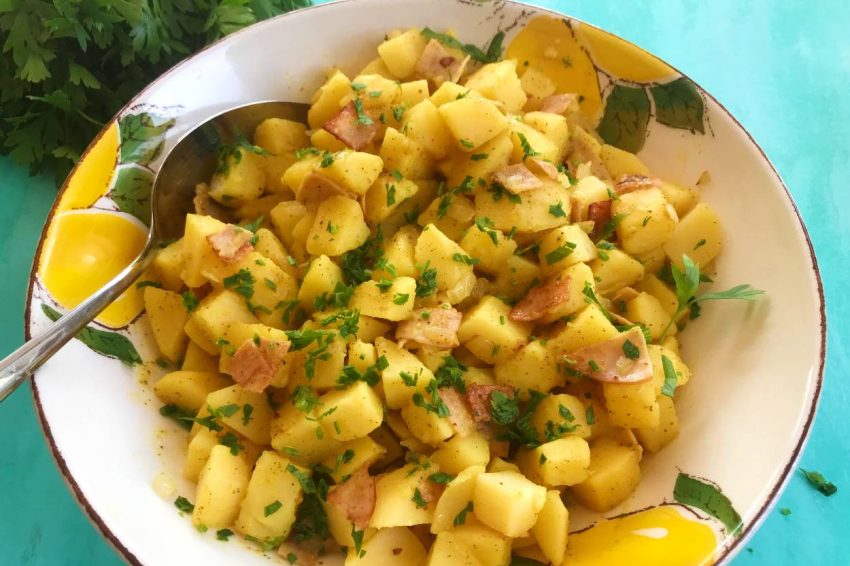 Alman Usulü Nohutlu Patates Salatası Tarifi, Püf Noktası! 8 Adım
