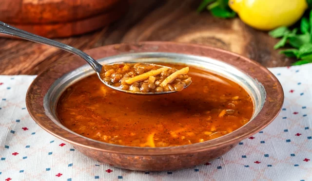 Köy Usulü Yeşil Mercimek Çorbası Tarifi, Püf Noktası! 6 Adımda Tarif