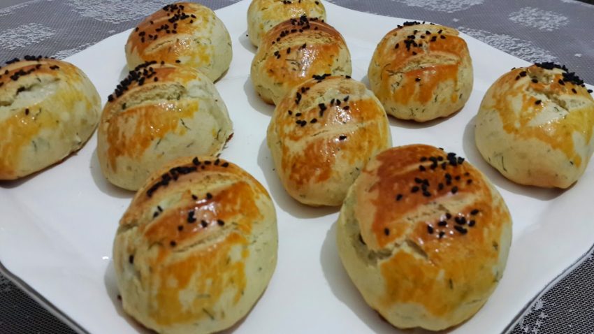 Pastane Usulü Dereotlu Peynirli Poğaça Tarifi! 6 Adımda Tarif