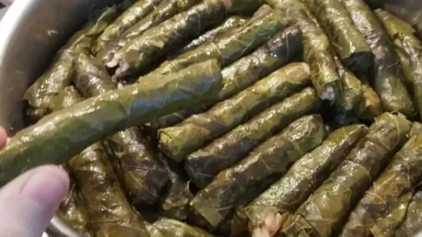 Doğu Usulü Yaprak Sarma Tarifi! 6 Adımda (Zeytinyağlı)