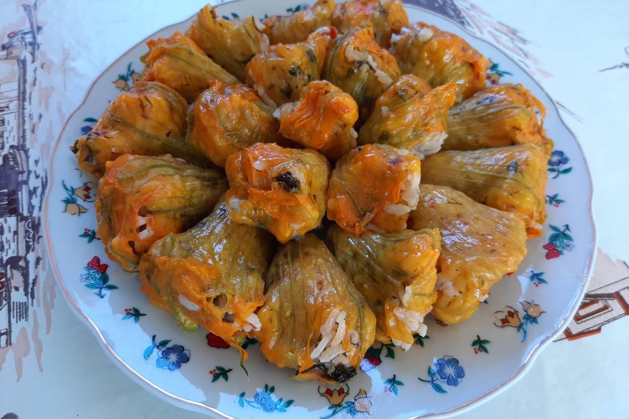 Ege Usulü Kabak Çiçeği Dolması