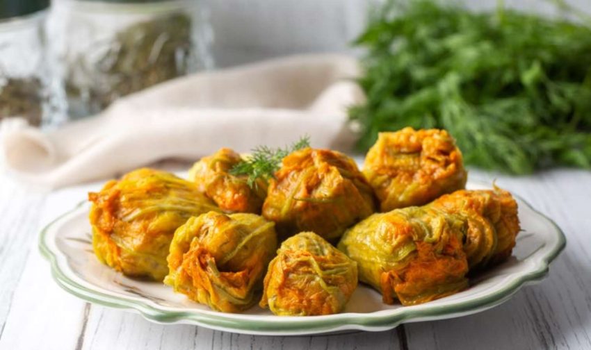 Ege Usulü Kabak Çiçeği Dolması Tarifi! 7 Adımda Müthiş Lezzet
