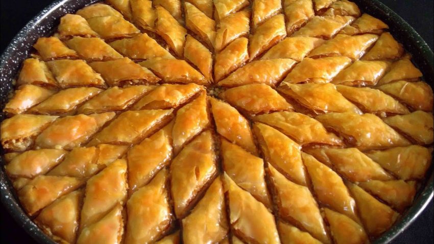 Köy Usulü Baklava Tarifi! 7 Adımda En İyi Şerbetli Tatlı