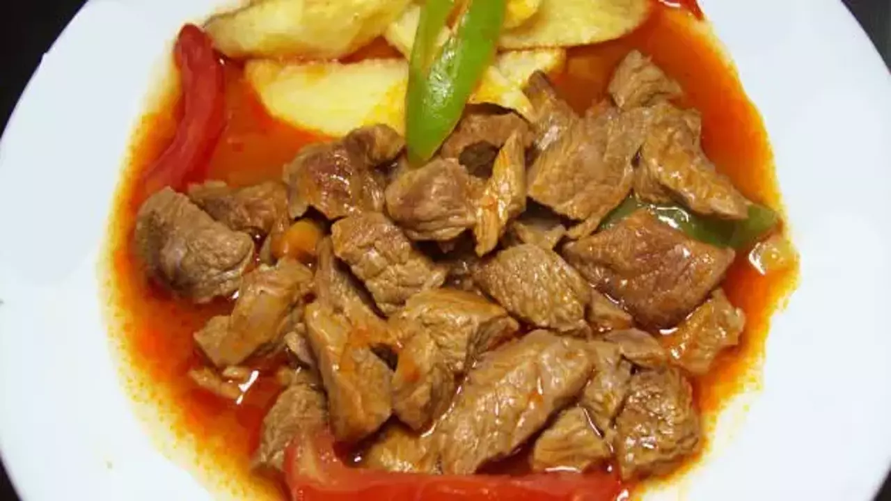 Lokanta usulü tas kebabı nasıl yapılır