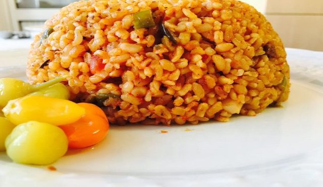 Meyhane usulü bulgur pilavının 9 adımda tarifi