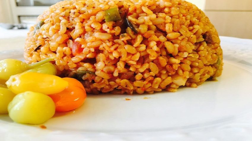 Meyhane usulü bulgur pilavının 9 adımda tarifi